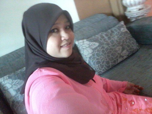 miyaizzatiey's profile picture. nur izzati adlina|16 y/o|kedah(a/s)...Facebook:http://t.co/iSoFkOQzK2   Izzatiey....:P........miss you crush...add my wechat..Id wechat:Zatiey_Izzatiey