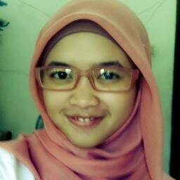 Chem, chocolate, gorengan, music, jazz, guitar, pantai.