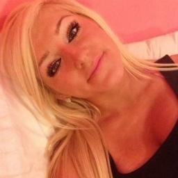 16, Geboren en getogen in Rotterdam !