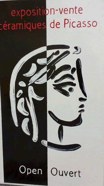 smalldets's profile picture. 