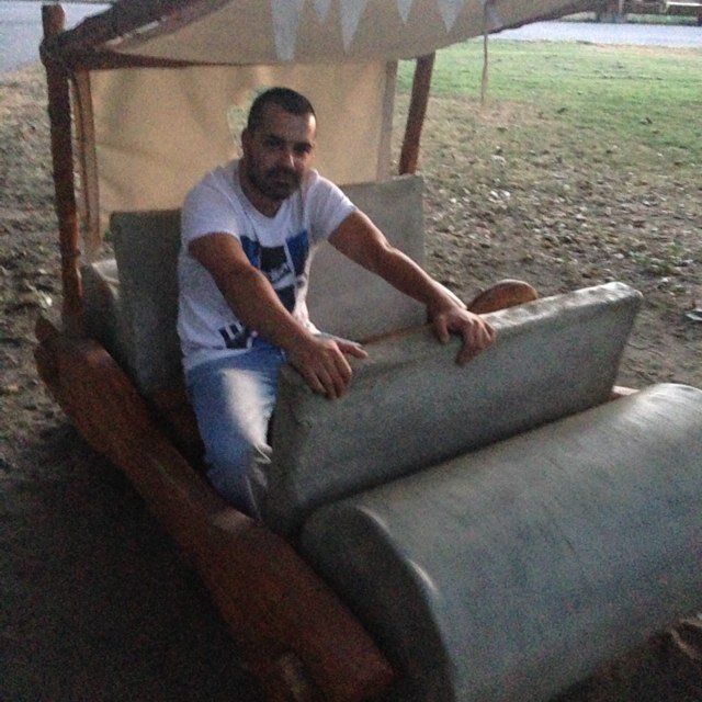 ToseVitanov's profile picture. 