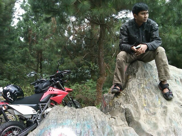Easy Going | Adventure Lover | Supermoto Rider | Allah SWT & Muhammad SAW |