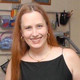 I'm a simple girl who loves Jesus and tries to live life His way. I'm a wife, mother, homemaker, and memory keeper who's getting healthier one day at a time.