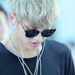 吴亦凡 : Im ok~^^继续煎蛋般的人生ing
http://t.co/xN8nEQtxTL