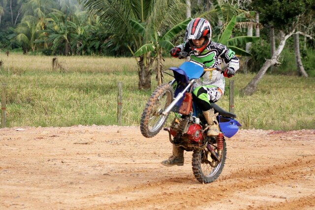 Rider GTX / Motocross ( asal kalimantan selatan ) No start : #267™̸​ ( PT. BINA PRIMA NUSANTARA GROUP ) ( K•B / kota bersemarak )