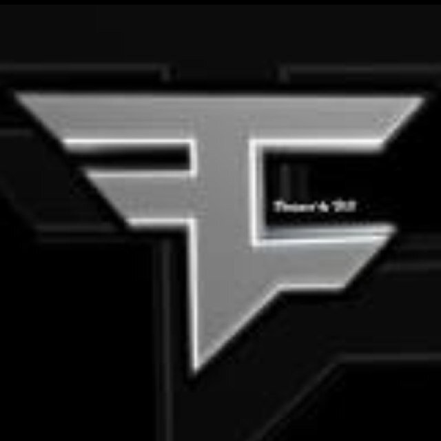 Hey guys Faze_Premium here just wanted to say hi this is my twitter and check out http://t.co/yQ7751HvtN for clothes