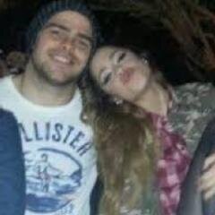 Fans Club MUNDIAL Tiniter! Primera y Unica @p_lanzani + @TiniStoessel = ♥