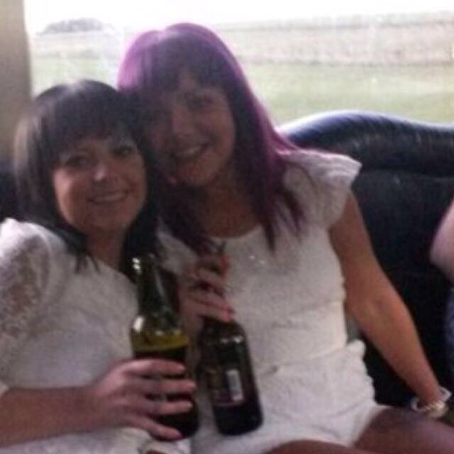 littlehenley's profile picture. 