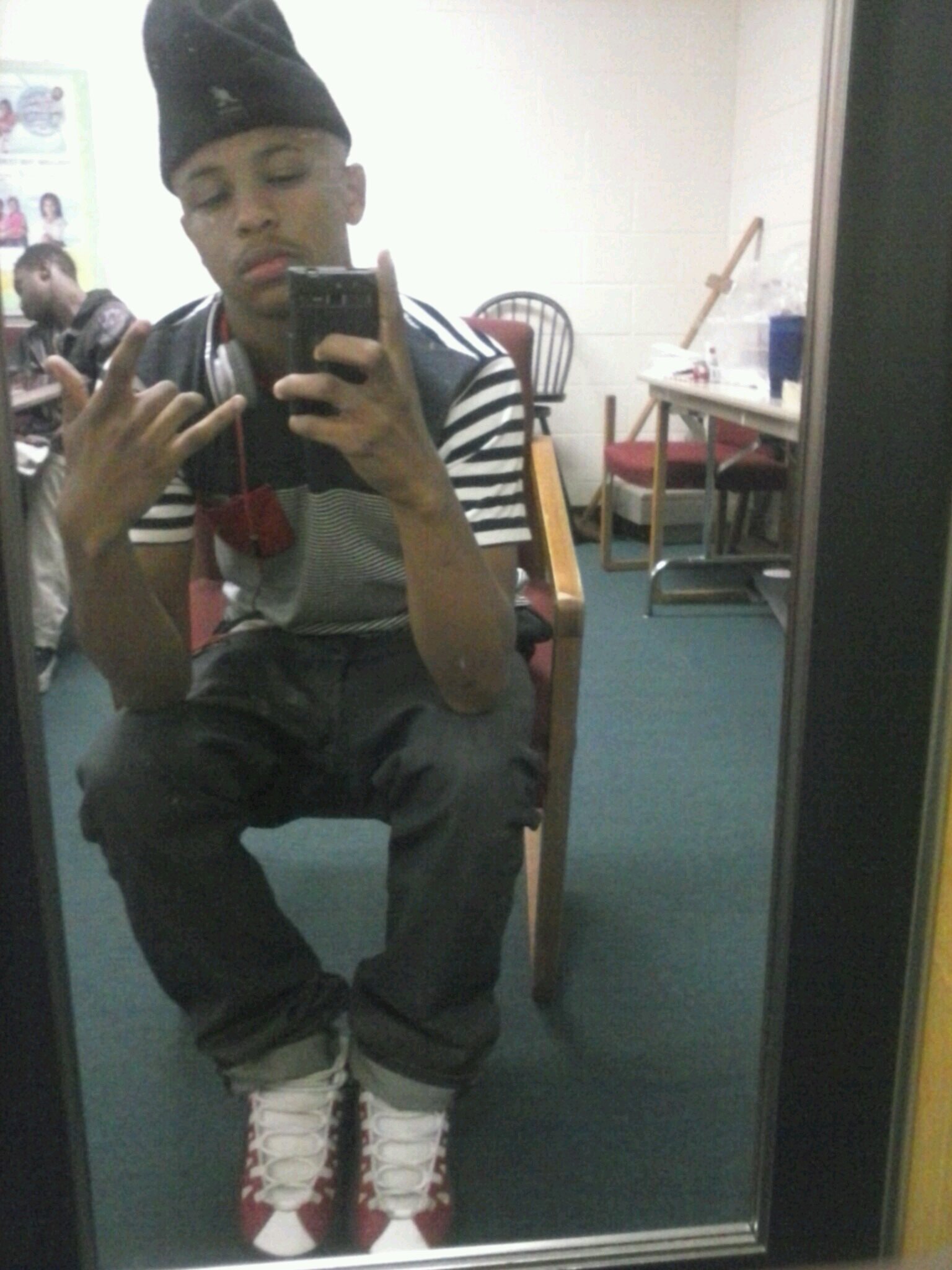 TRIFESQUAD ENT FUKN SAVAGES OUT HEA