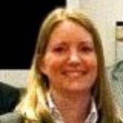 Werkzaam als Accountmanager urologie bij Mayumana Healthcare/samenwonend met remco en dochter Tess van 4/ vakantie/ zeilen/ fitness/koken
