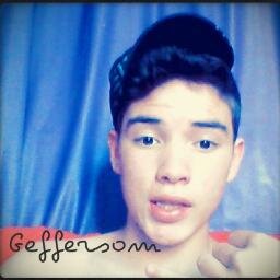 ¨OIE¨ Sou muito divertido, Timido, gosto de aventura, amo pizza,chocolate,  e outras coisas, curto Rock, Sertanejo,