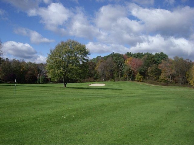9 Hole Public Course Run by  PGA Professional Paul Banks  PGA   Great Venue for Smaller Outings, Leagues  860-653-6191
