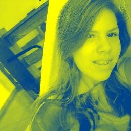 Como se o silêncio dissesse tudo um sentimento bom que me leva pra outro mundo a vontade de tiver já é maior q tudo e não existem distancias no meu novo mundo