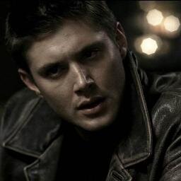 Dean Winchester. Hands off my angel, @StarfleetCas and if you hurt my little brother, @StarFleetSam I'll end you. @StarFleetGeisha is my cherub. Engineer. |Amy|