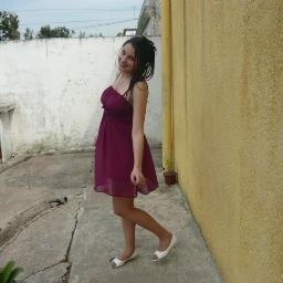Uruguaya de sangre, pero Colombiana por elección, Abogada especializada en Derecho Administrativo 😊