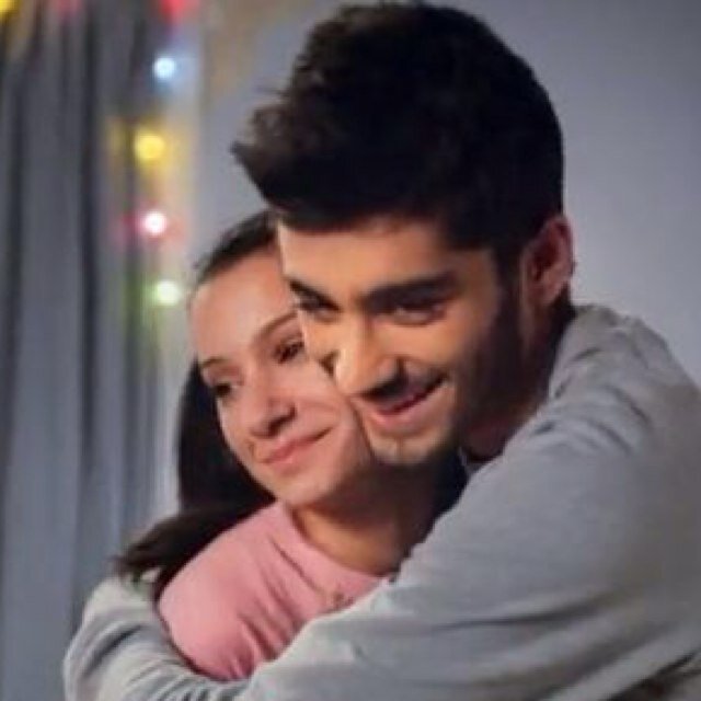 Helloooo this is a RP! Im Zayn Maliks sister. |single|Bi|Rp|