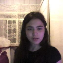 eu amo ficar  no  facebook, sou mt diverdita ,carinhosa , etc