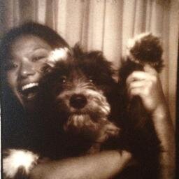 MLHoang's profile picture. I used to play sports... then I realized you can buy trophies. Now I'm good at everything.