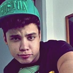 quem se defina se limita, *-*