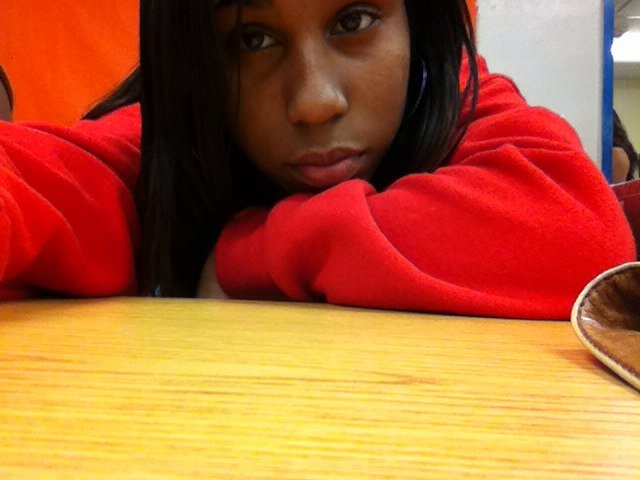 ` Hi. My name is Divaa. Im Short :)) Short Peoplee Rule ! & Even doe iKnow life aint a Fairytale iWish it was :) P.S. Follow Me !
 #iFollowBack