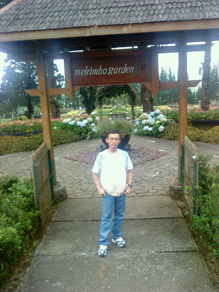 Smart and Confidence, pin : 2983928d telp 082125981888