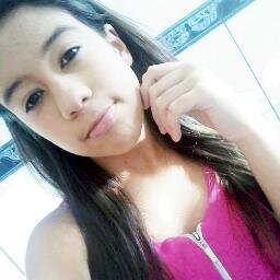 Namoral nau gosto de falsidade u-u curto pop e funk .. Sou Mahomie , tenho 12 anos , e sou Cristã , e me atura quem quiser rs' 2bjj ♥