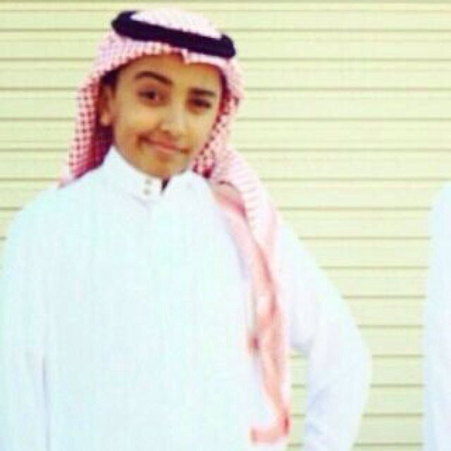 حطيت لگ فولو حط لخوي الجعده @dnhm9 واسعده ربي يرزقگ الجنه تجري من تحتها الانهار خالد فيها ابدا