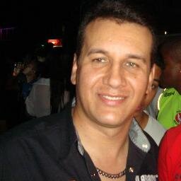 Falem bem ou falem Mal mas falem d mim!!! 
Quanto mais comentam, mais aumenta minha audiência, Mais sobe o meu ibope, mais aumenta a minha Sorte!!!
