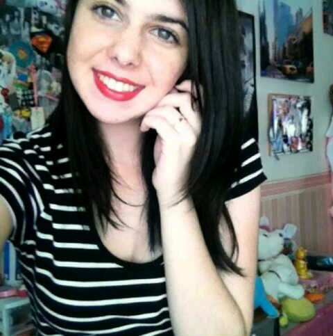 anniemonroy7's profile picture. Comunicadora en proceso. Landivariana de corazón. Amo el Volley ;)