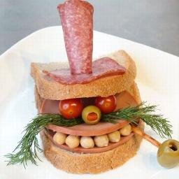 MysticLSandwich's profile picture. Gooey mystical filling on a fresh baked secular bun