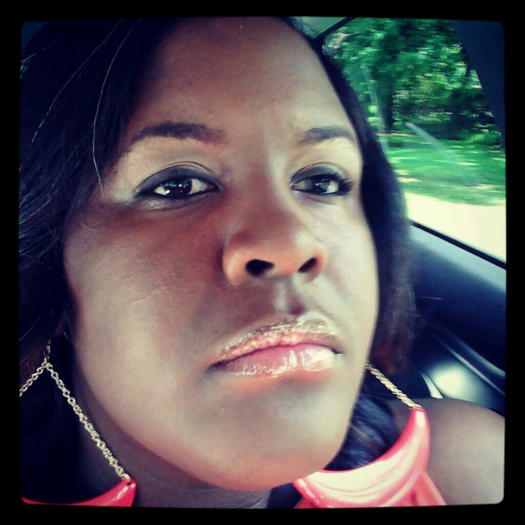 a southern girl who is often misunderstood but loves to read, sing and enjoy life.....