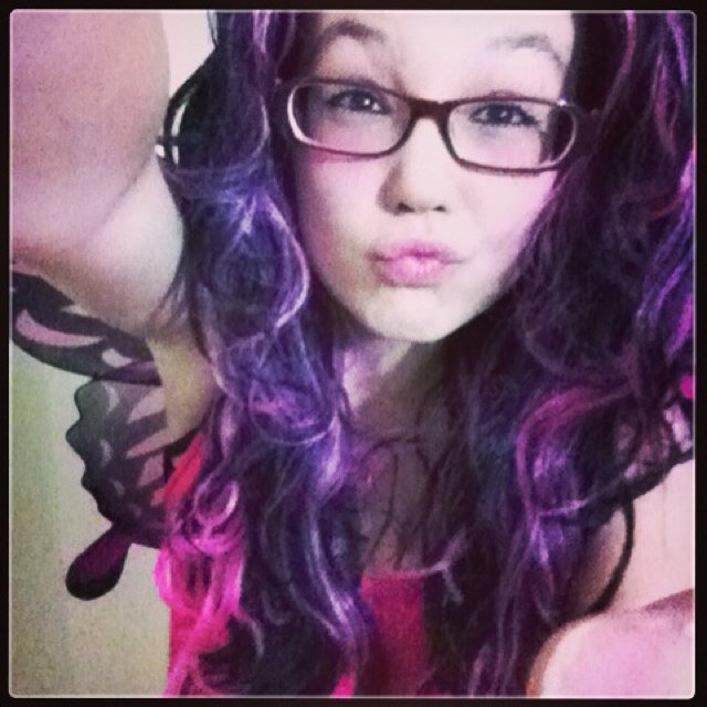 BahBahBeckky's profile picture. 