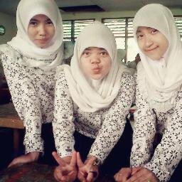 Tri Wulan Dani | Dani | SMA N 1 BENAI | X IPA 1