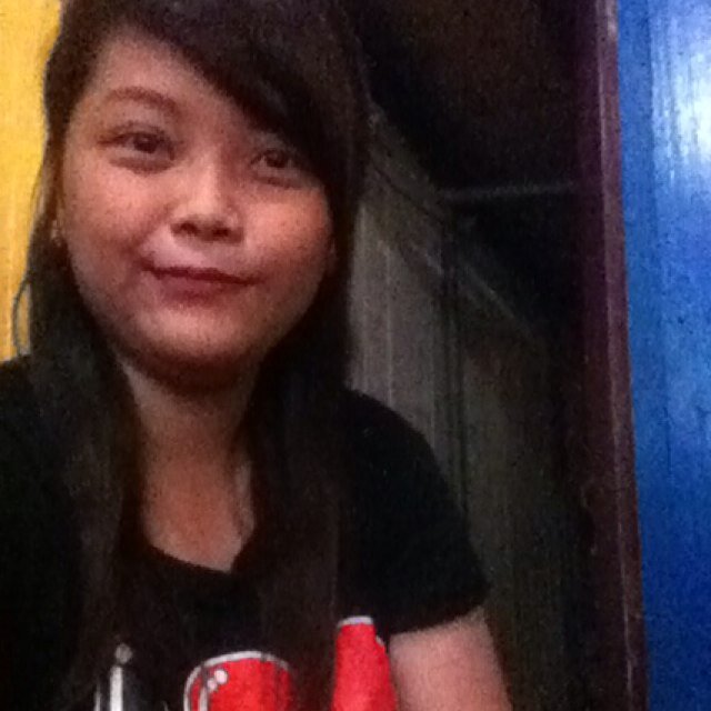 ArmenaKariza's profile picture. 