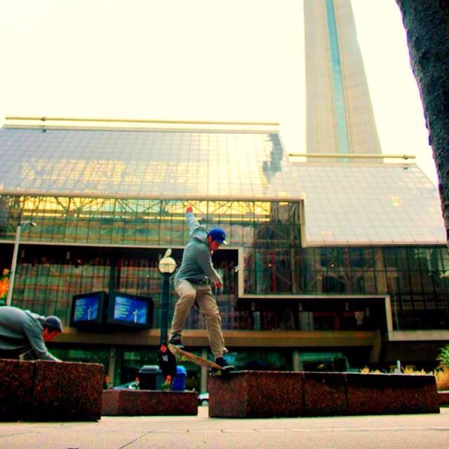 Sam0connorr's profile picture. Fuck winter