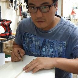 truepark's profile picture. Backyard style Surfboard shaper 서핑보드제작 및 서핑보드스타일 테이블. 서핑보드인테리어