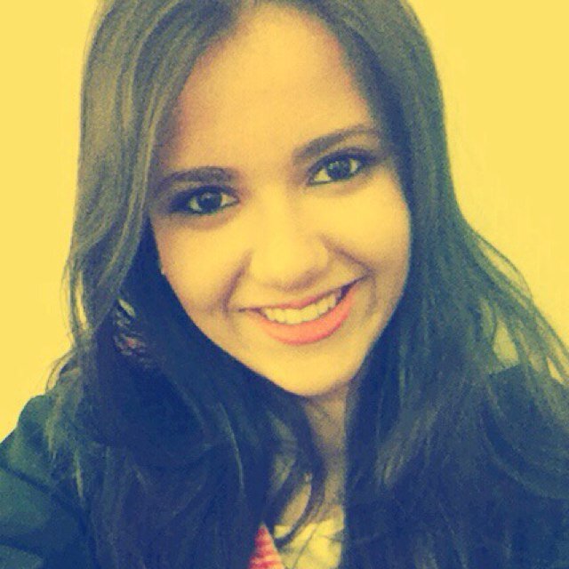 Aqeela pessoa que está sempre de bem com a vida, tentandoo aproveitá-la o máximo possível, não deixando qe poucas coisas me deixem infeliz !