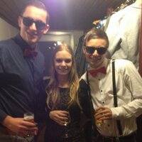 Dennis (@dennis3_3) 's Twitter Profile