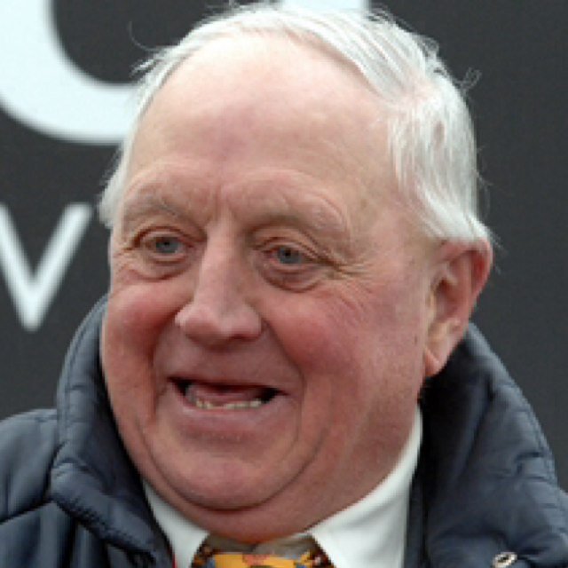 Horse Racing Trainer & P2P Lover. Retiring Maybe, to give the lad a chance.