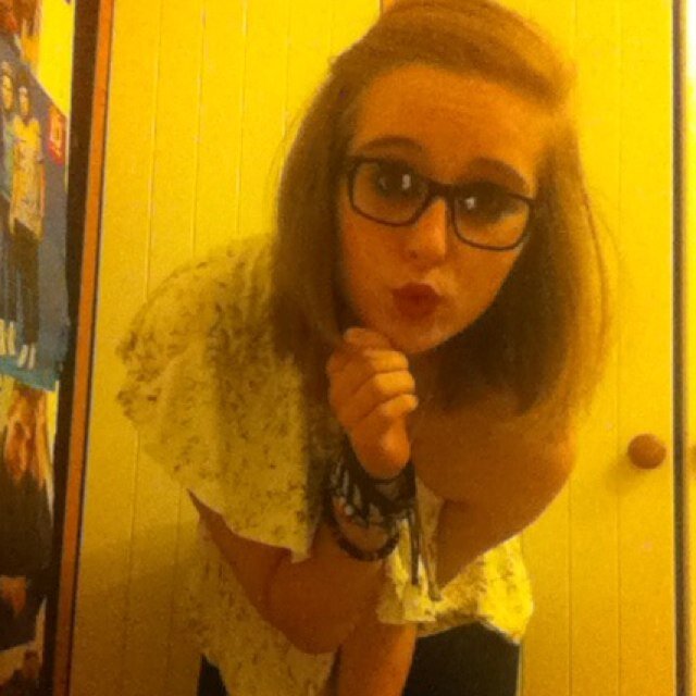 Ariana Grande is perfect mwah!:*