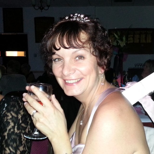 Midwife. Maternity Reflexologist . Baby massage instructor. Vegetarian. Feminist. Holiday addict. Proud Mom