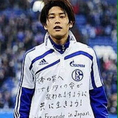 サッカーの感動する話 名言 オリバーカーン 運 なんだいそれは 運 サッカーではそんなものほとんど手に入らないもんだ 限界があるのはわかっている そんなことは問題ではない 限界がくるまでどれだけ完全燃焼できるかが重要なんだ