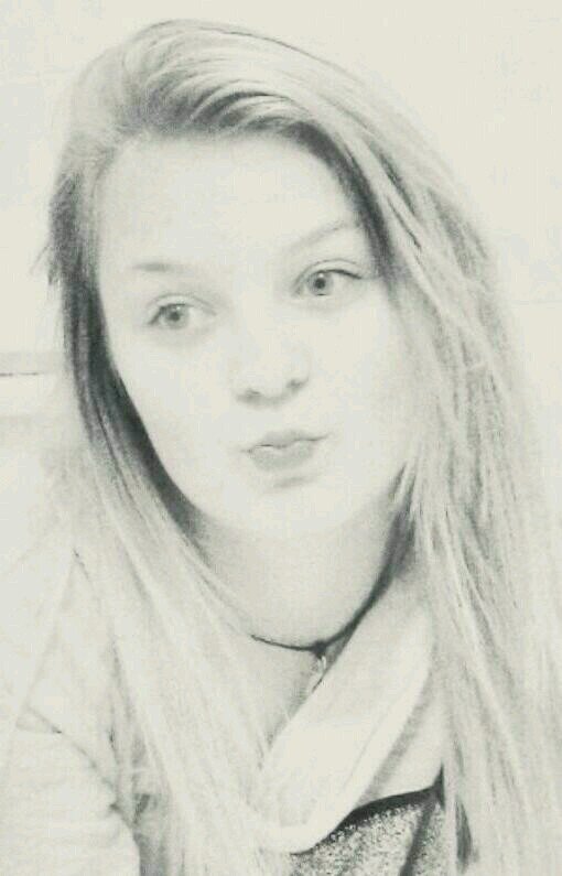 ~love~1D~Hiiiiiiiii.Cute as a B***** every single one of you!:-P~Milano~