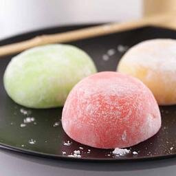 MochiLovesJrock's profile picture. イーブイって呼んでね。CGアーテイスト・
エジプト↔日本・
ヴィジュアル系・音ゲー・バイク・ツムツム・ポケモン
夜露死苦。