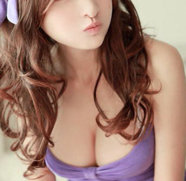 แคนดี้ค่ะ สาวหวานสีชมพู #นมโต ชอบคุยเสียวเล่นเซ็กส์ คุยผ่าน DM เท่านั้น ไม่เล่นไลน์ ไม่นัดเจอ ไม่แจกเบอร์ ไม่แจกรูปตัวเอง ไม่ได้เล่นตลอด รับได้ทักมาเลยค่ะ