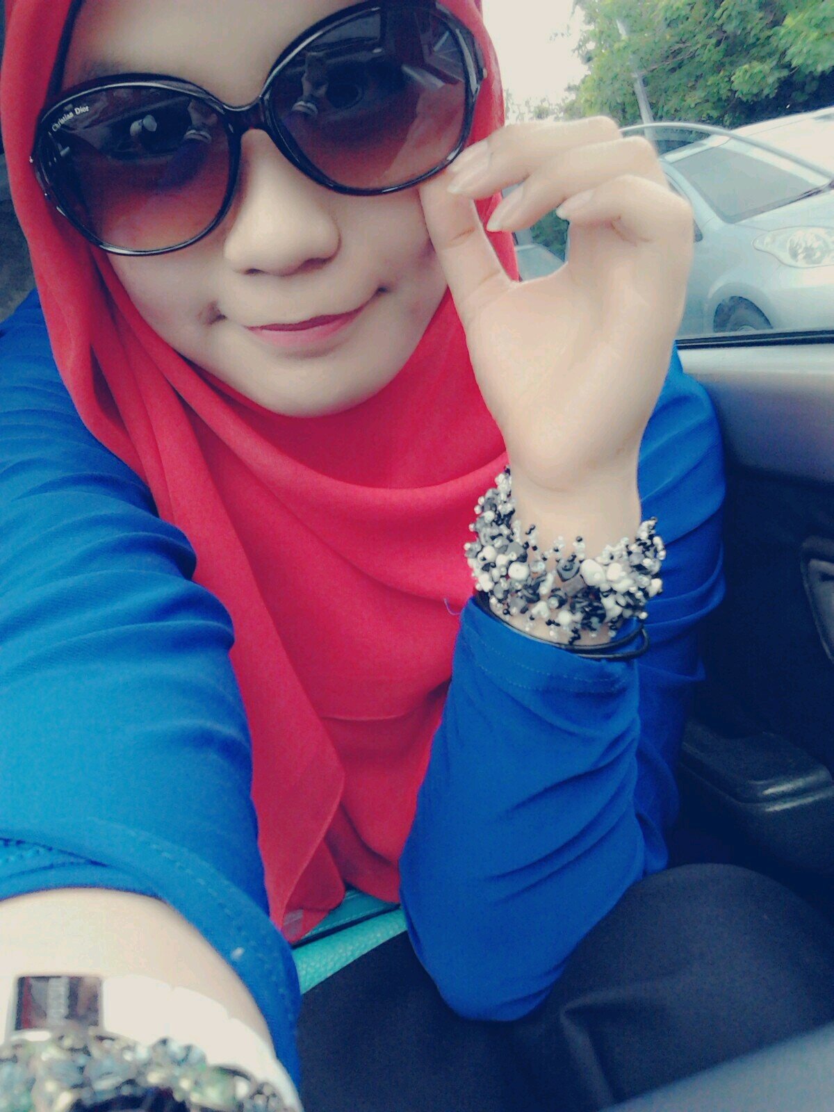 -love-sad-happy-crying-mad-chill-blurr-broken-bad--THAT`S ALL ABOUT ME AND YOUR LIFE...      wechat id :  schaetharay