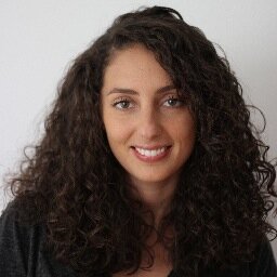 Créatrice et rédactrice du site http://t.co/EgebaMnbLA, spécialisée en tendance de mode, DIY et relooking de vêtements, d'accessoires. Que des bons plans !