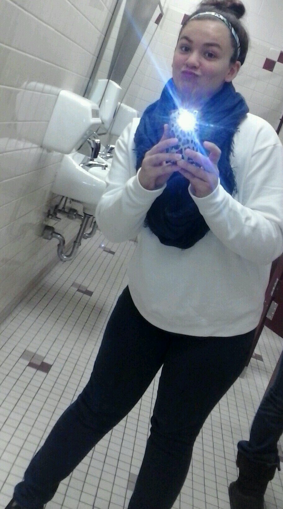 I'm a true girl, you can't handle it then don't follow