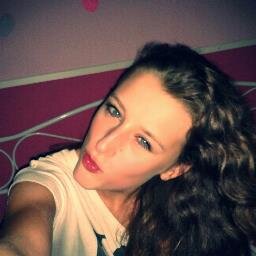 follow me, ook op instagram Dancegirl_niki xxx. love al my friends 3