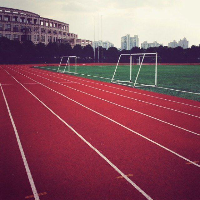 zbz1129's profile picture. 